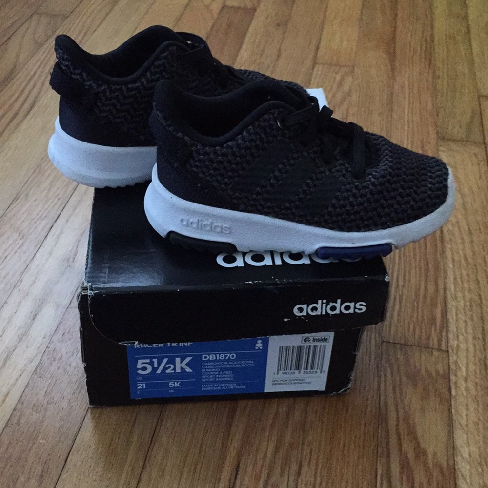 Toddler sneakers
